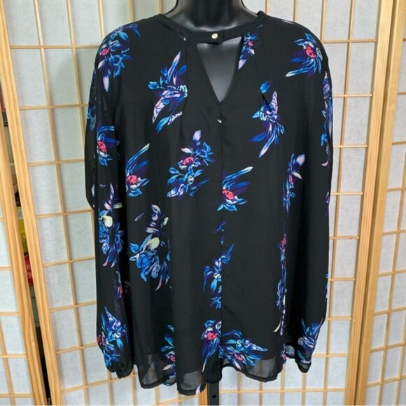 Long Sleeve Flowy Floral Blouse - Picture 1 of 9